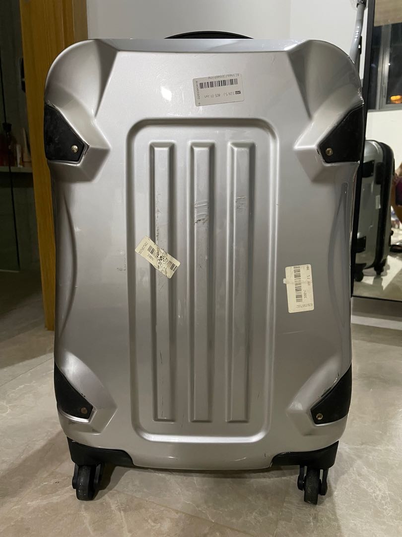 Hard case cabin size luggage bag, Hobbies & Toys, Travel, Luggage on