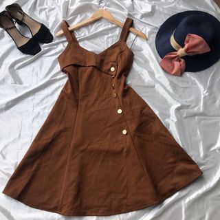 (Category: ) located in . Submitted by j.sthriftzone (Listing ID 1105962293, Image 1). Description: .