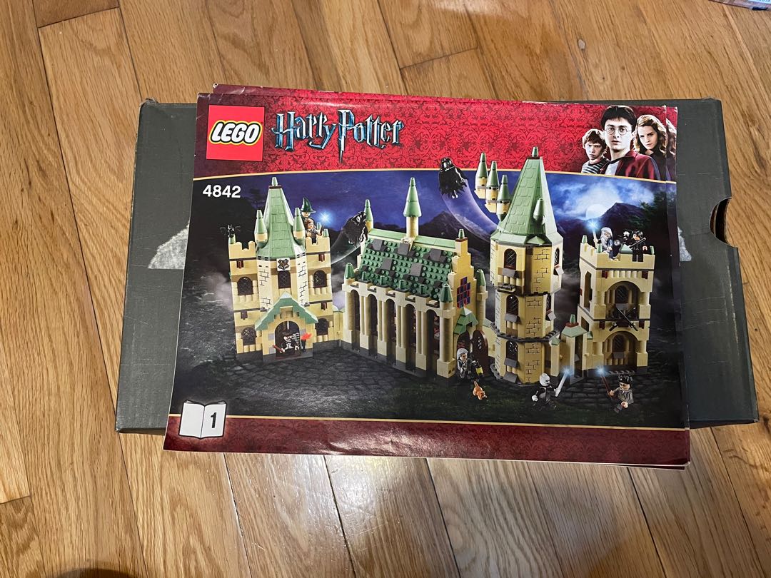  LEGO Harry Potter Hogwart's Castle 4842 (Discontinued
