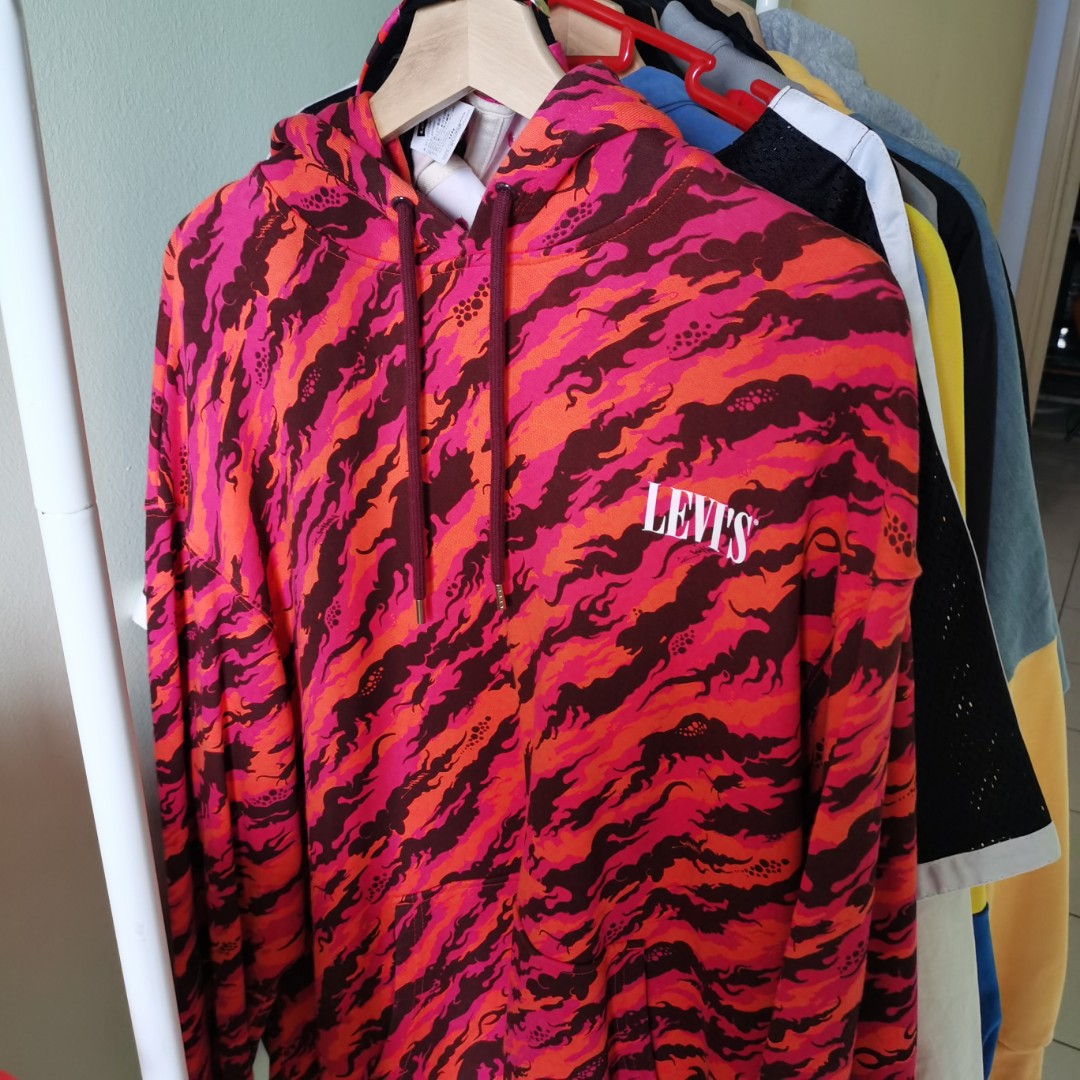 URGENT Levi s Camo Hoodie XL Size