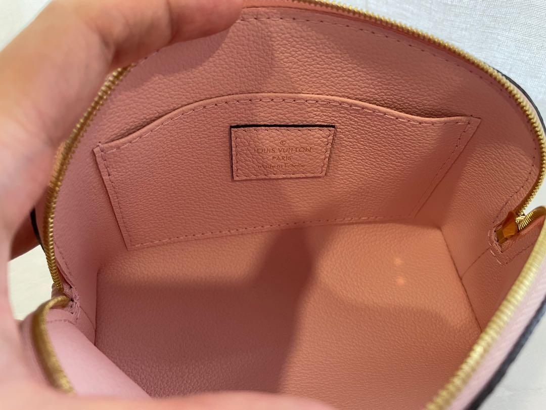 Lv Louis Vuitton cosmetic pouch summer 2021 bouton de rose pink