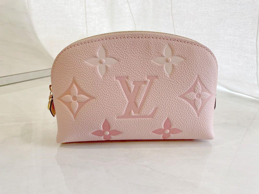 Lv Louis Vuitton cosmetic pouch summer 2021 bouton de rose pink