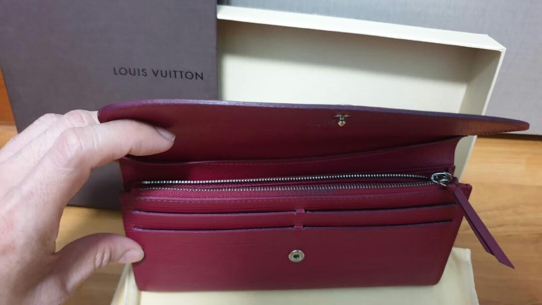 FoxyLV says Emilie wallet in canvas is discontinued 🙀😿such a great staple  piece, I am surprised to say the least. : r/Louisvuitton