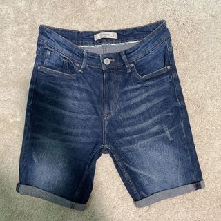 (Category: ) located in . Submitted by foxay (Listing ID 1105825498, Image 1). Description: .