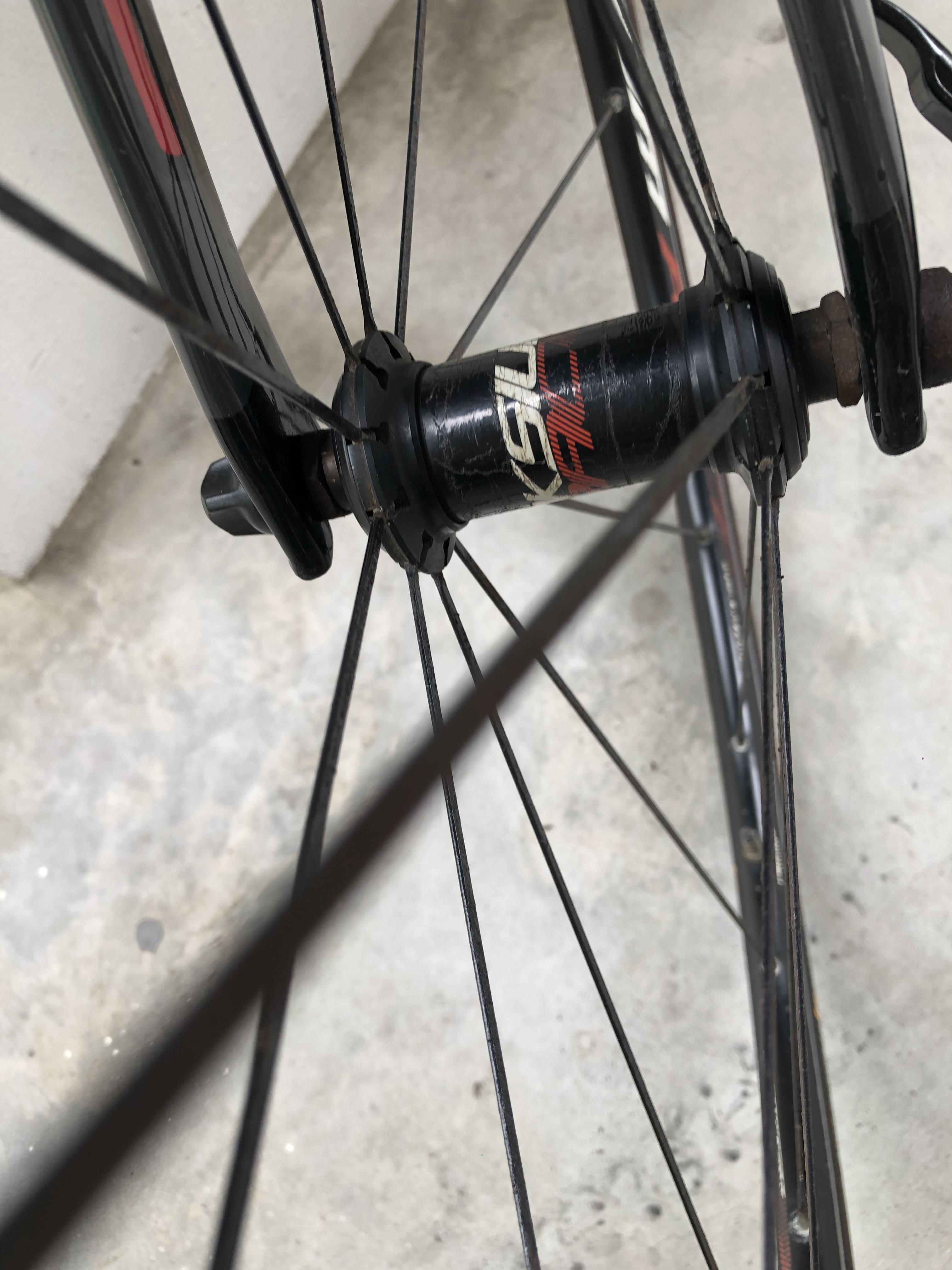 MAVIC AKsium RACE Sports Equipment Bicycles Parts Parts Accessories on Carousell