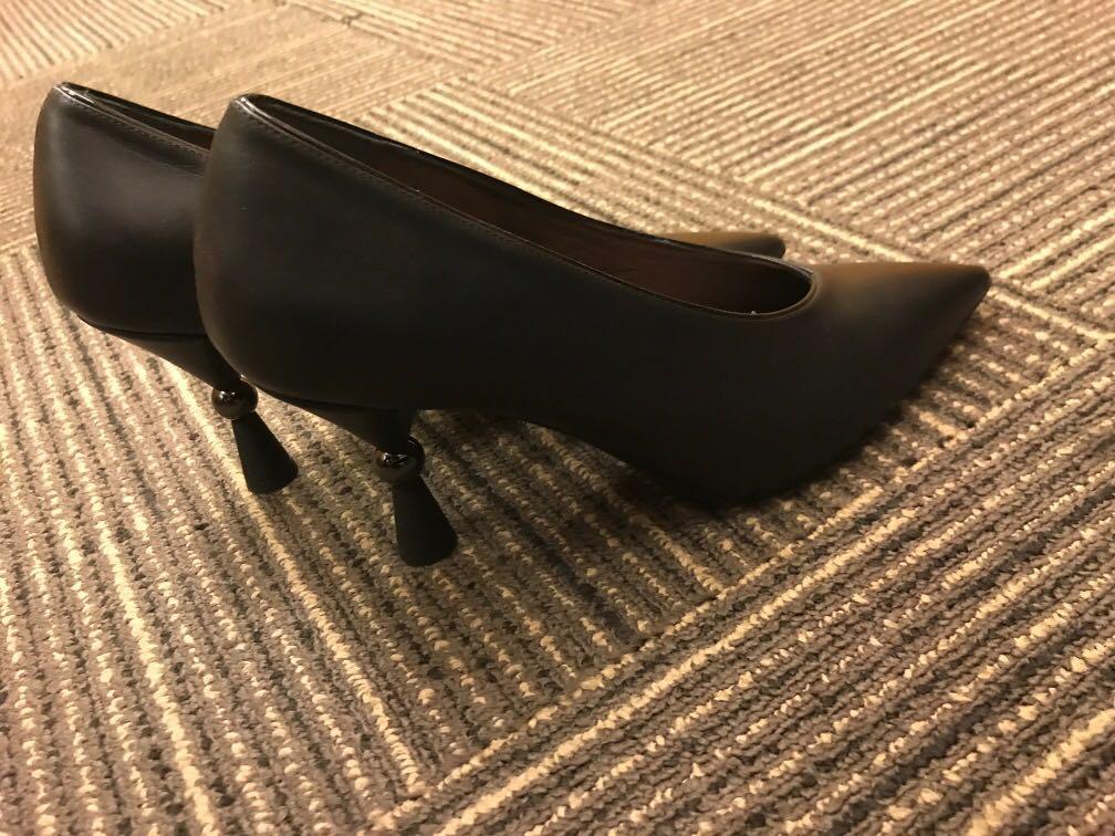 Max mara high best sale heels