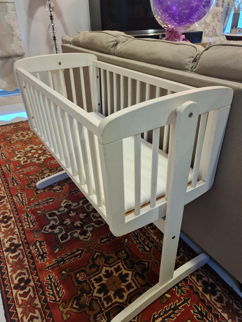Mothercare swinging crib shop mattress