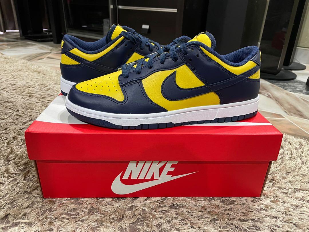 Nike Dunk Low Michigan, Men's Fashion 
