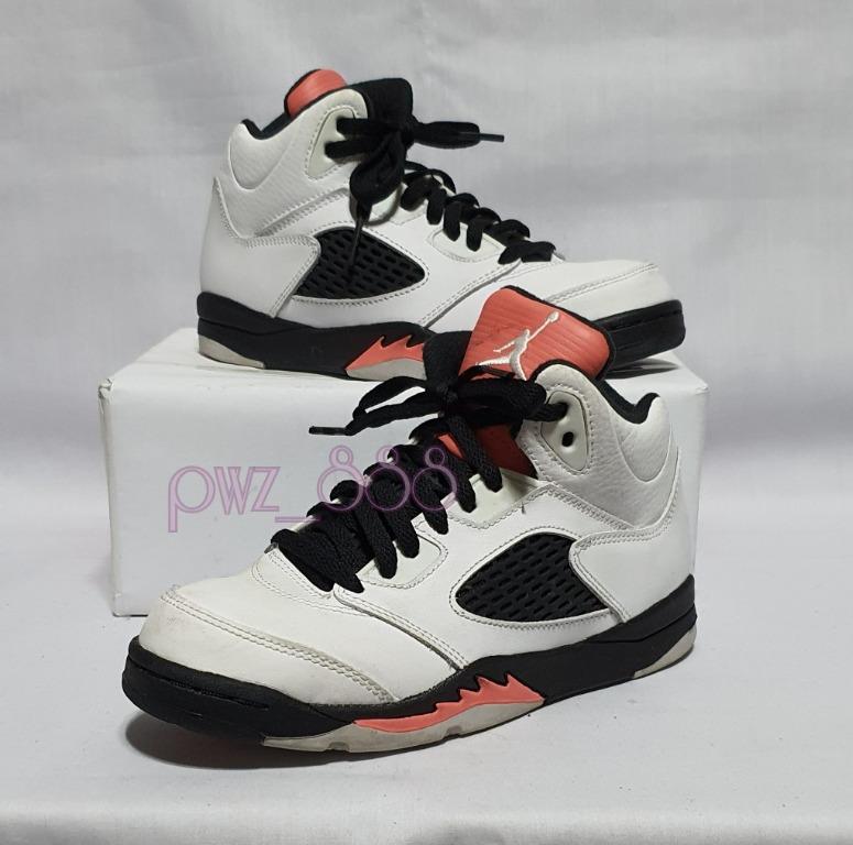 Size 2y hot sale jordans