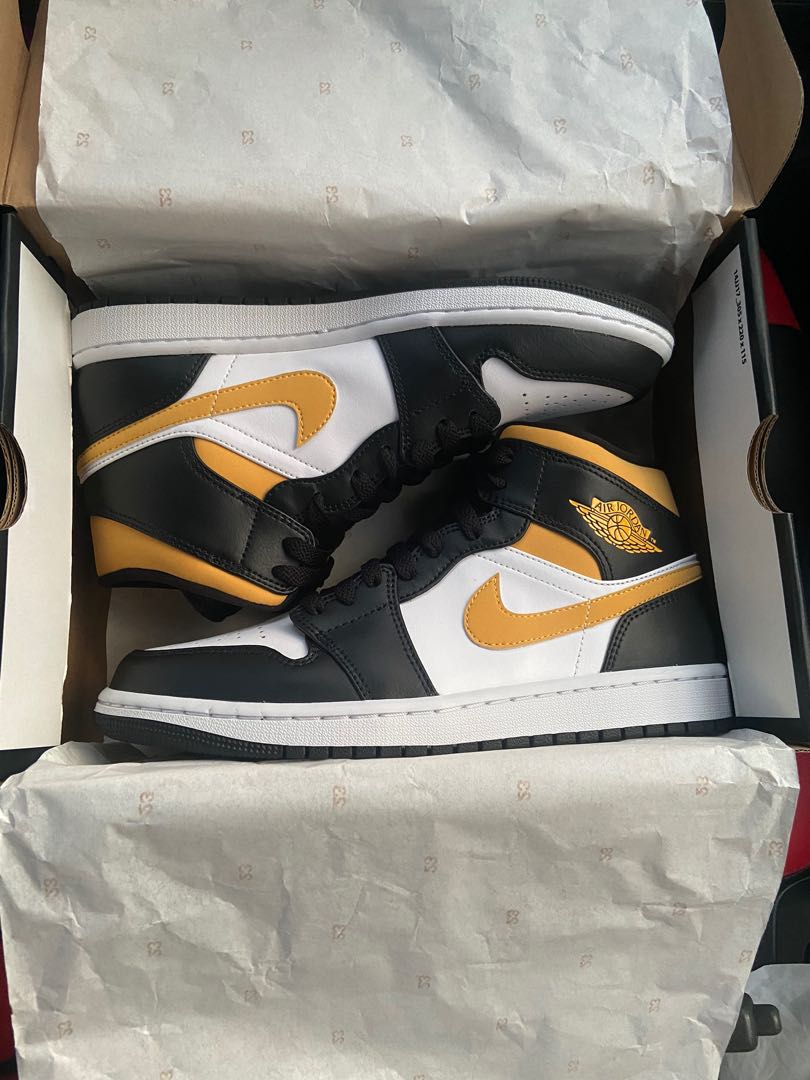 ORIGINAL AIR JORDAN 1 MID WHITE POLLEN-BLACK, Men's Fashion, Footwear,  Sneakers on Carousell