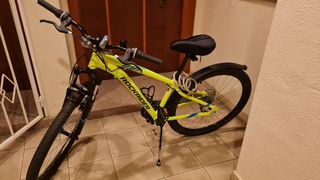 (Category: ) located in . Submitted by mahsharma (Listing ID 1105889336, Image 1). Description: .