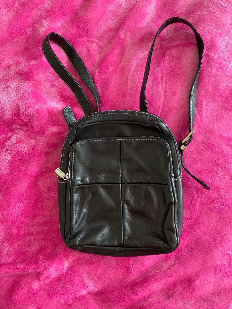Perlina black sale leather backpack