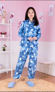 (Kategori: ) berada di . Dikirim oleh deebashop (ID iklan 1105778545, Gambar 1). Deskripsi: .