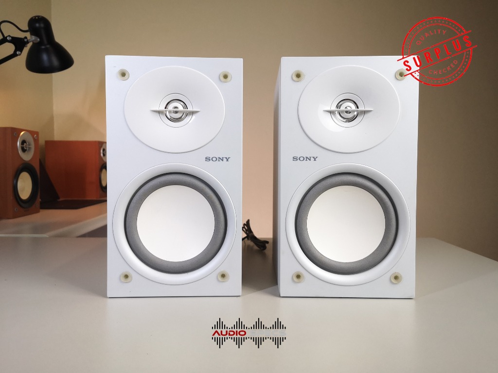 White sony speaker 2025