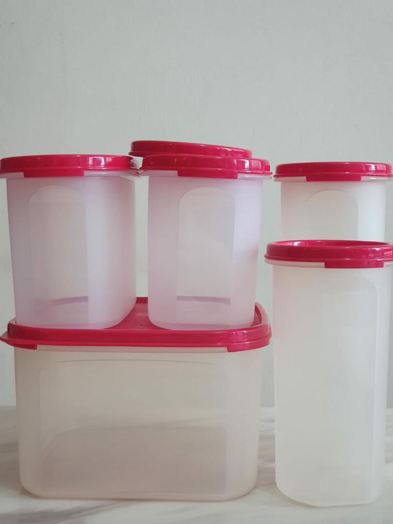 Tupperware set (Category: Food Organisation & Storage) located in Singapore. Submitted by beary_nat (Listing ID 1105841839, Image 2). Description: Brand new Tupperware container food grade certified brand Note: Selling all the food containers in a set..