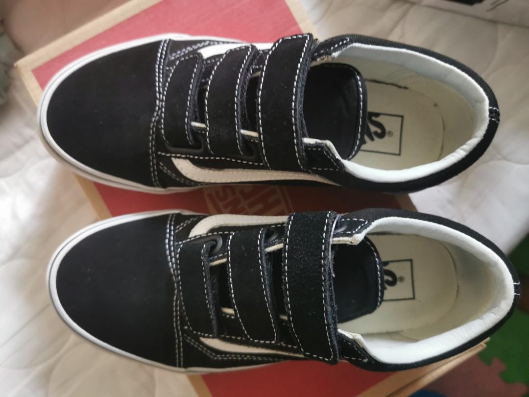 Strap on vans outlet shoes womens