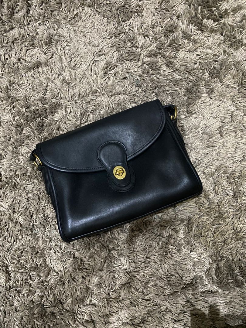 Vintage Coach Devon, Women's Fashion, Bags & Wallets, Purses & Pouches