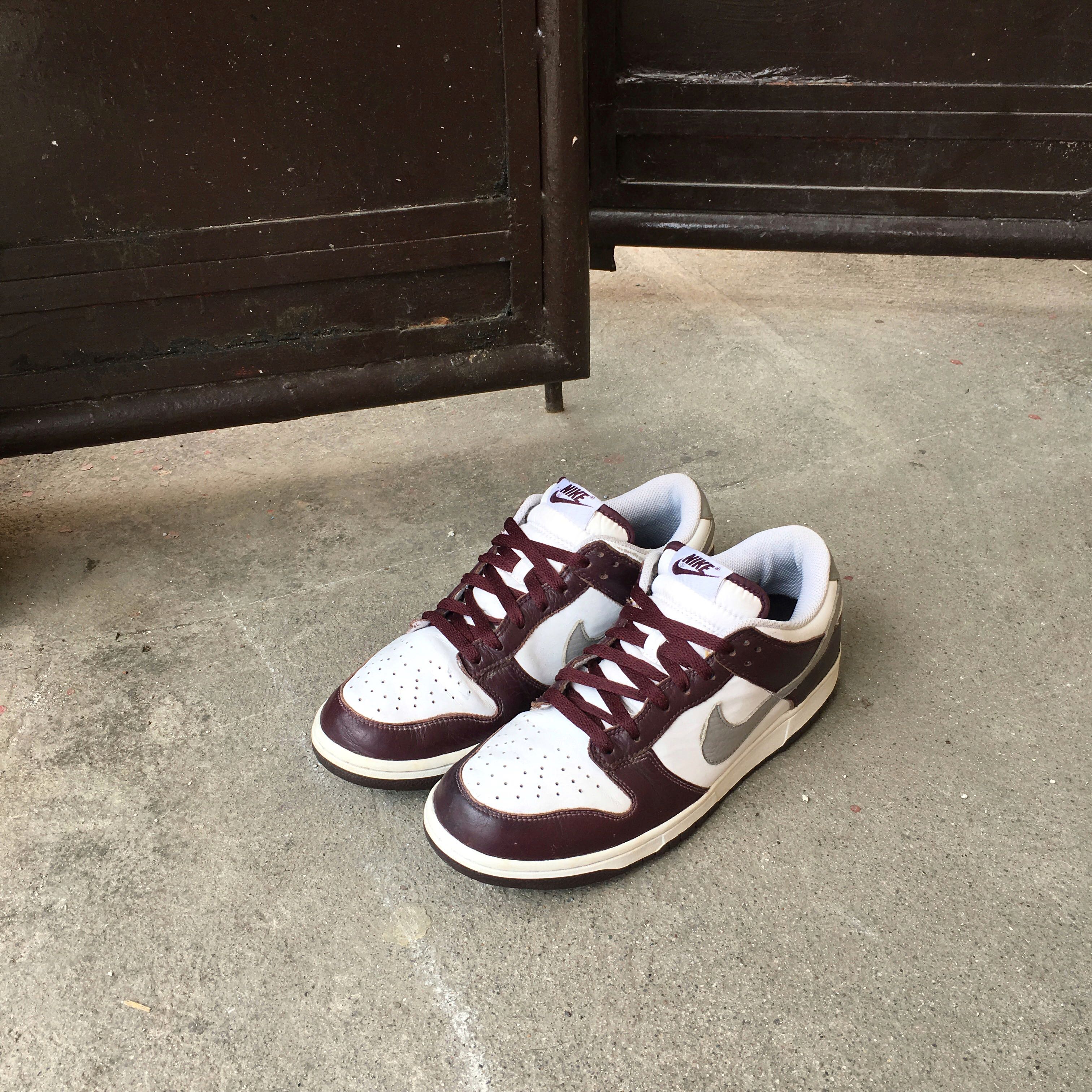 burgundy dunk low