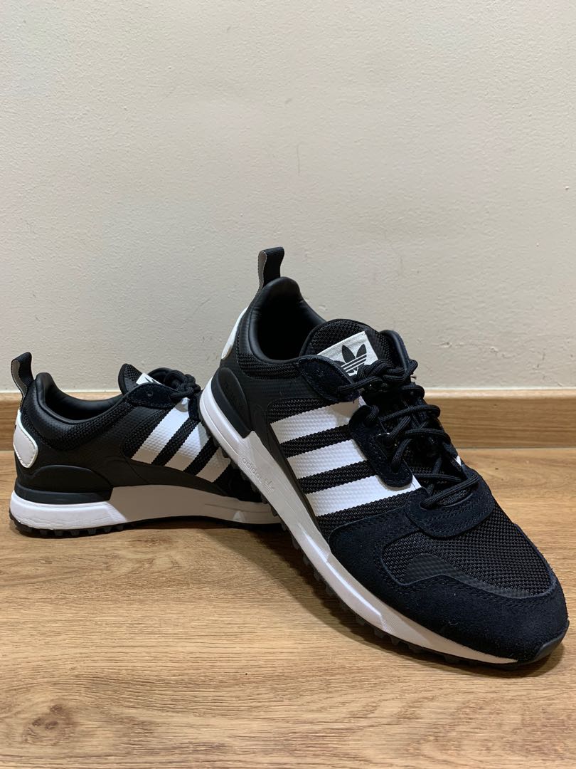 Adidas zx sales 700 black