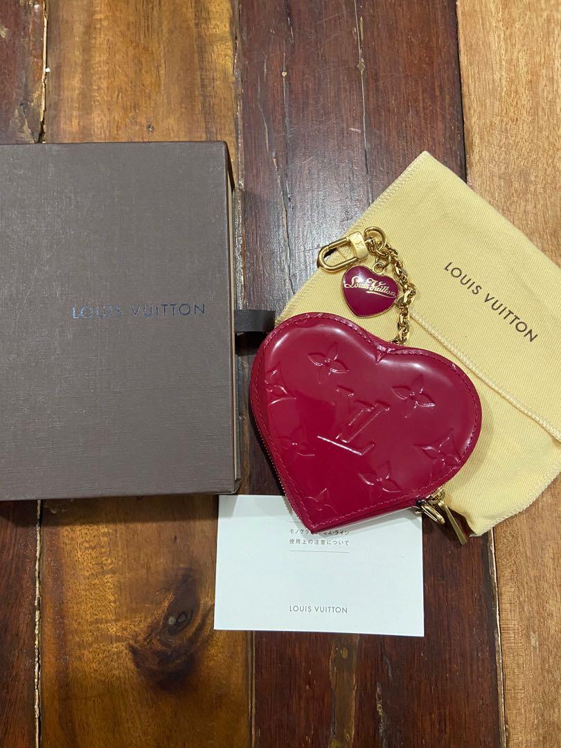 Louis Vuitton Pomme D´Amour Monogram Vernis Heart Coin Purse