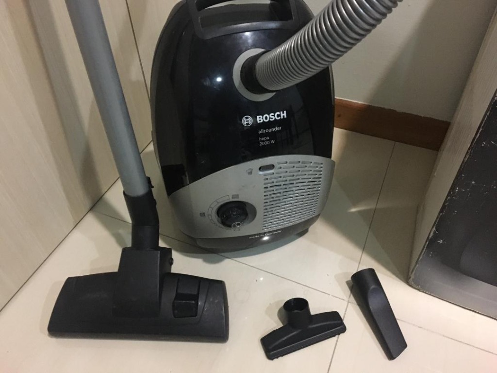 Bosch allrounder on sale hepa 2000w bags