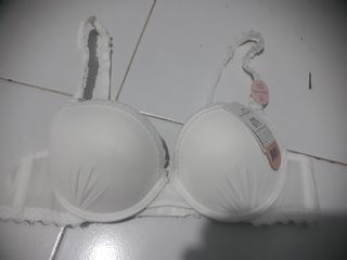 (Kategori: ) berada di . Dikirim oleh underware1 (ID iklan 1106116459, Gambar 1). Deskripsi: .