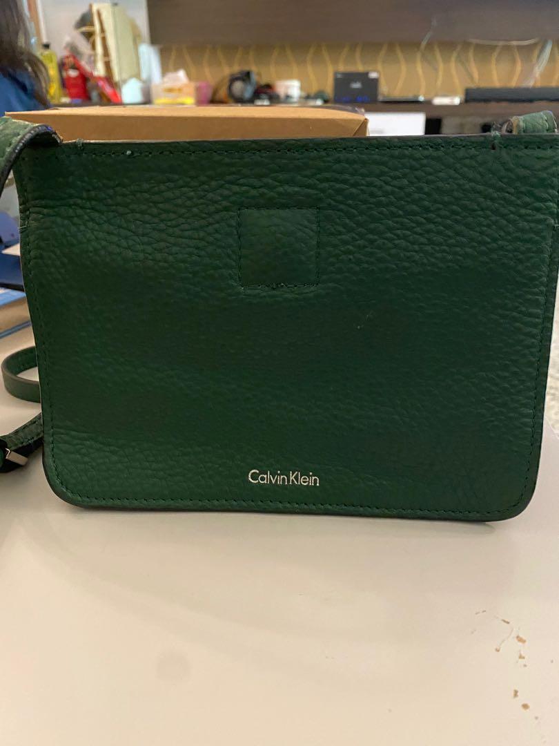 Calvin Klein Small Leather Bag Green Bag 100% Authentic, Luxury, Bags &  Wallets on Carousell