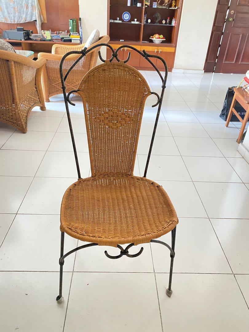Cane dining chairs on sale gumtree