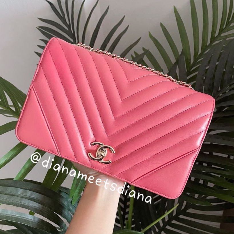Chanel Pink Statement Chevron Flap Bag, Women's Fashion, Bags