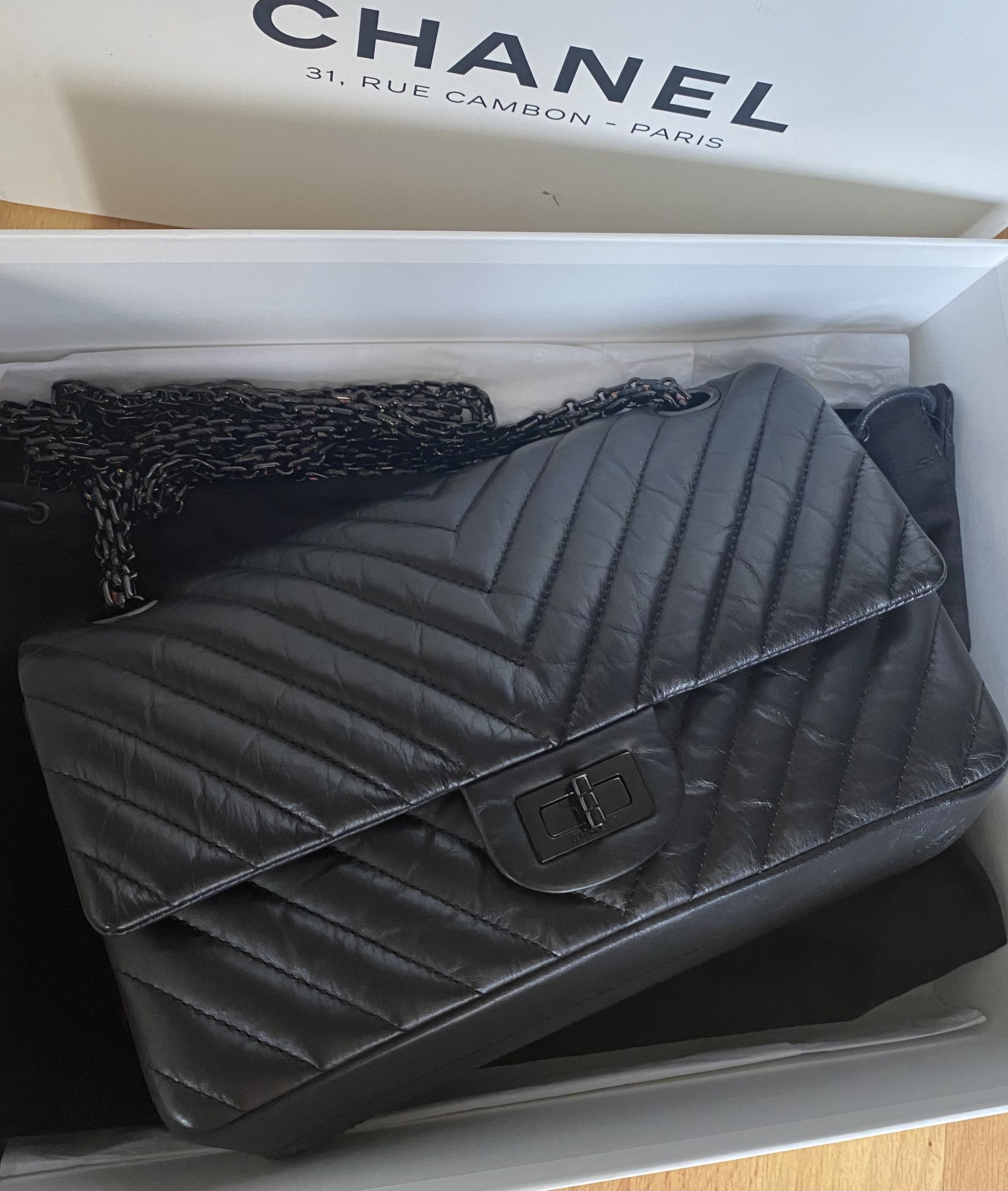 Chanel reissue 225 so black hot sale