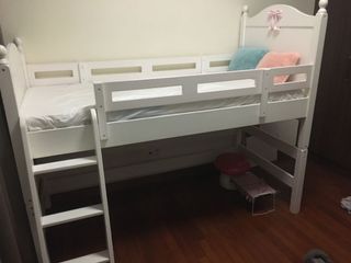 (Category: ) located in . Submitted by e.gold (Listing ID 1106118178, Image 1). Description: .
