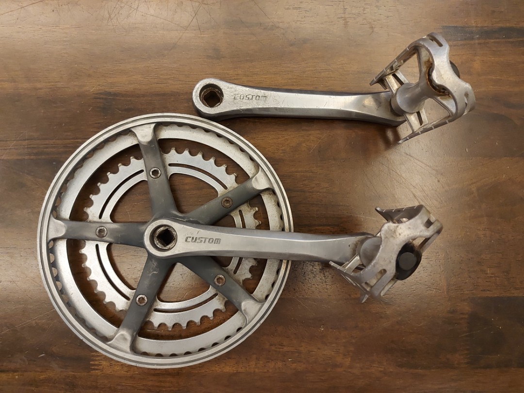 Custom crankset store