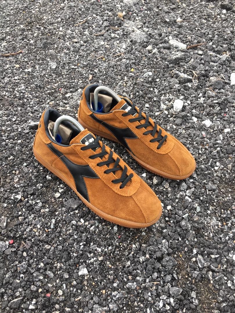 Diadora tokyo outlet