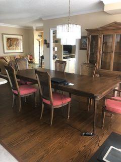 DREXEL (High End) DINING ROOM SET with FREE table pads