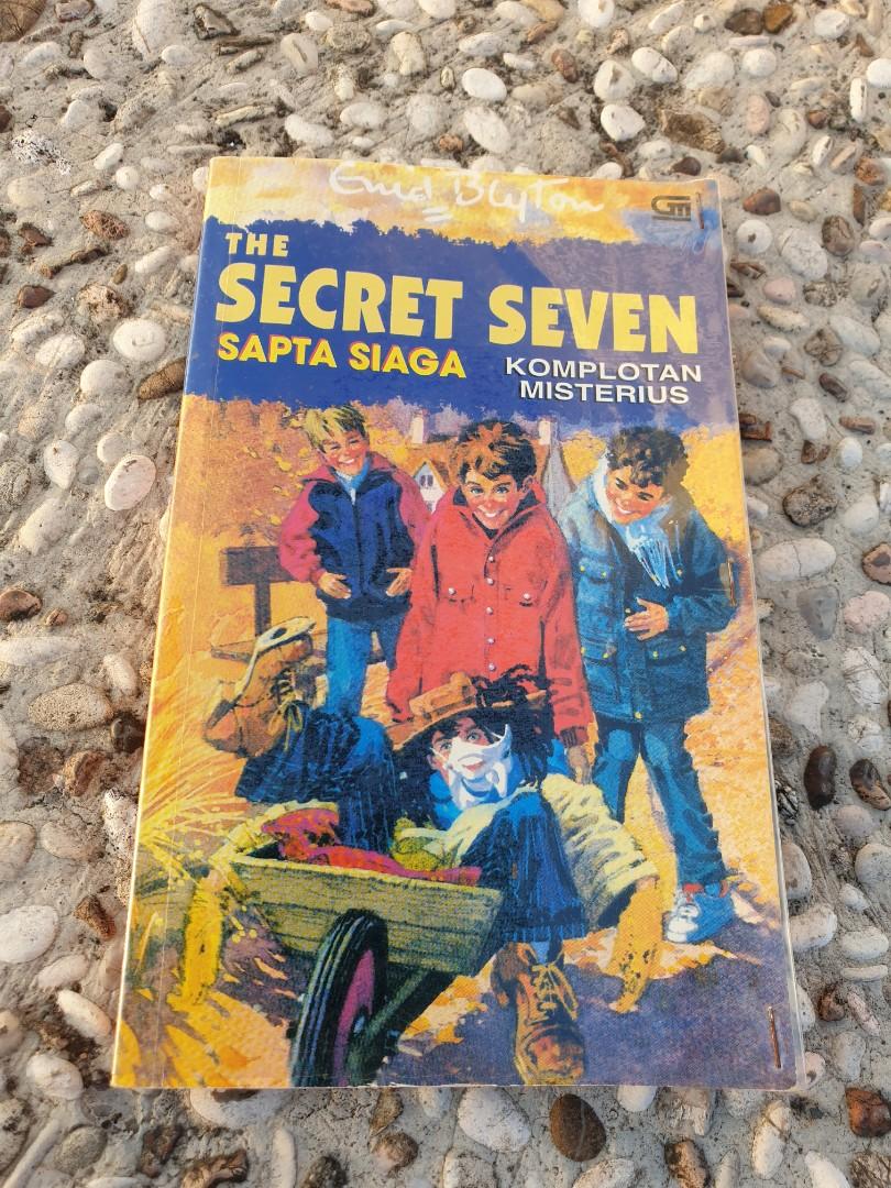 Enid Blyton Books, Buku Alat Tulis, Buku di Carousell