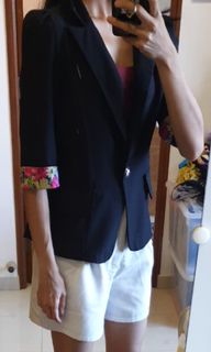 (Category: ) located in . Submitted by yourgotocloset (Listing ID 1106005514, Image 1). Description: .
