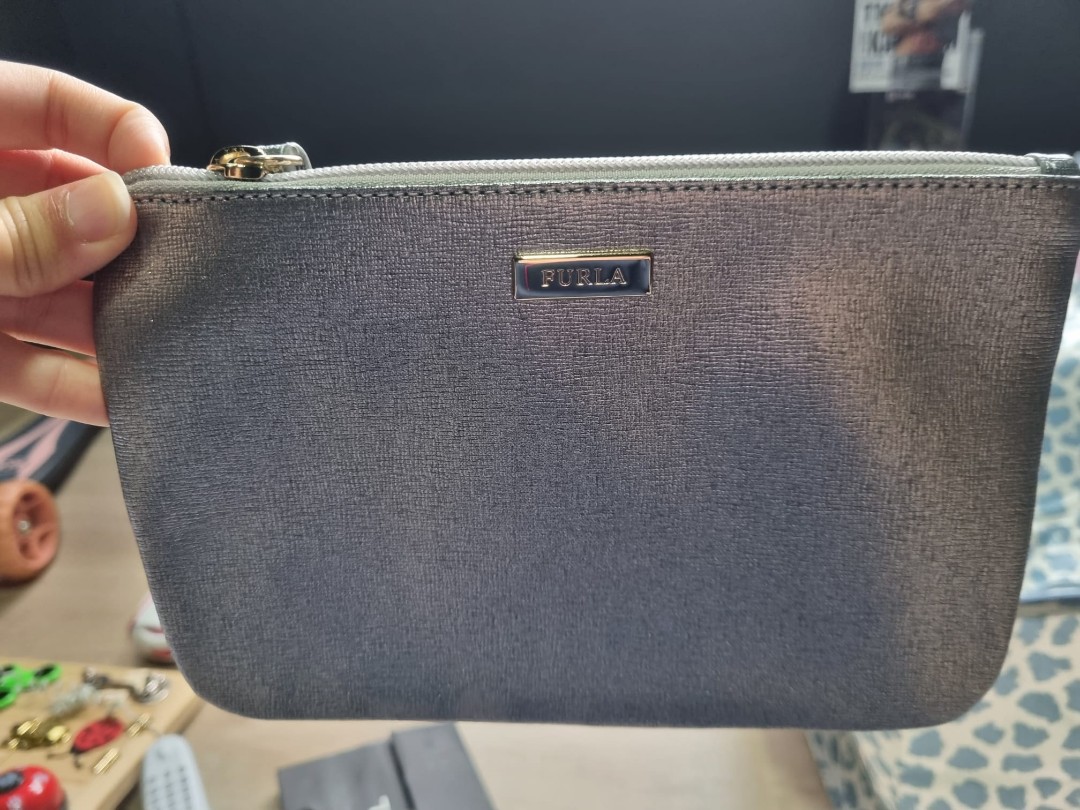 Furla best sale wristlet wallet