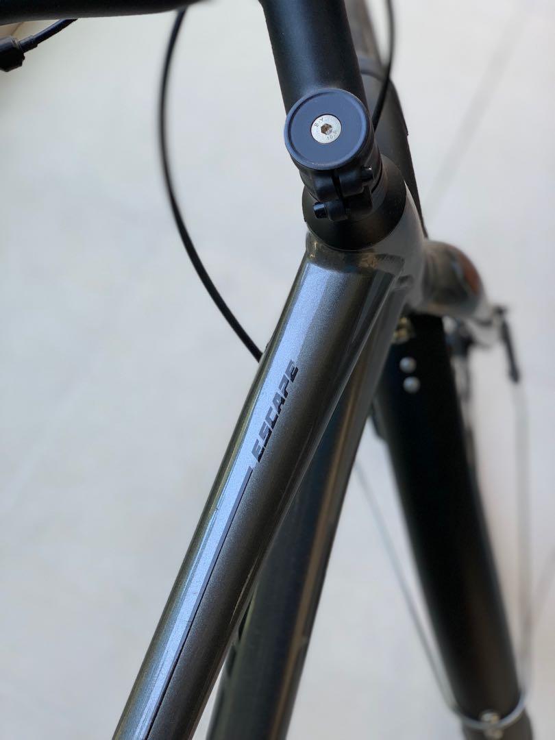 Giant escape bike, Sports Equipment, Bicycles & Parts, Bicycles on Carousell