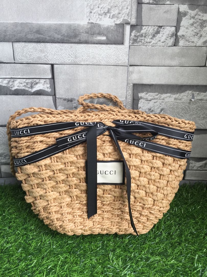 gucci rattan bag 