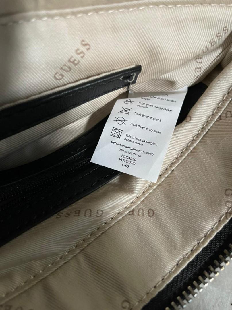 Guess Gracelyn bucket bag Fesyen Wanita Tas Dompet di Carousell