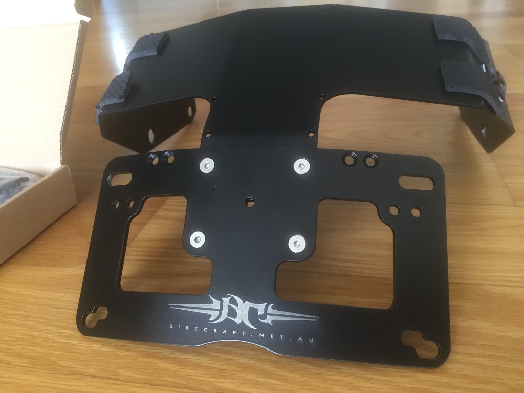 HARLEY DAVIDSON BREAKOUT BIKECRAFT TAIL TIDY LICENCE PLATE KIT