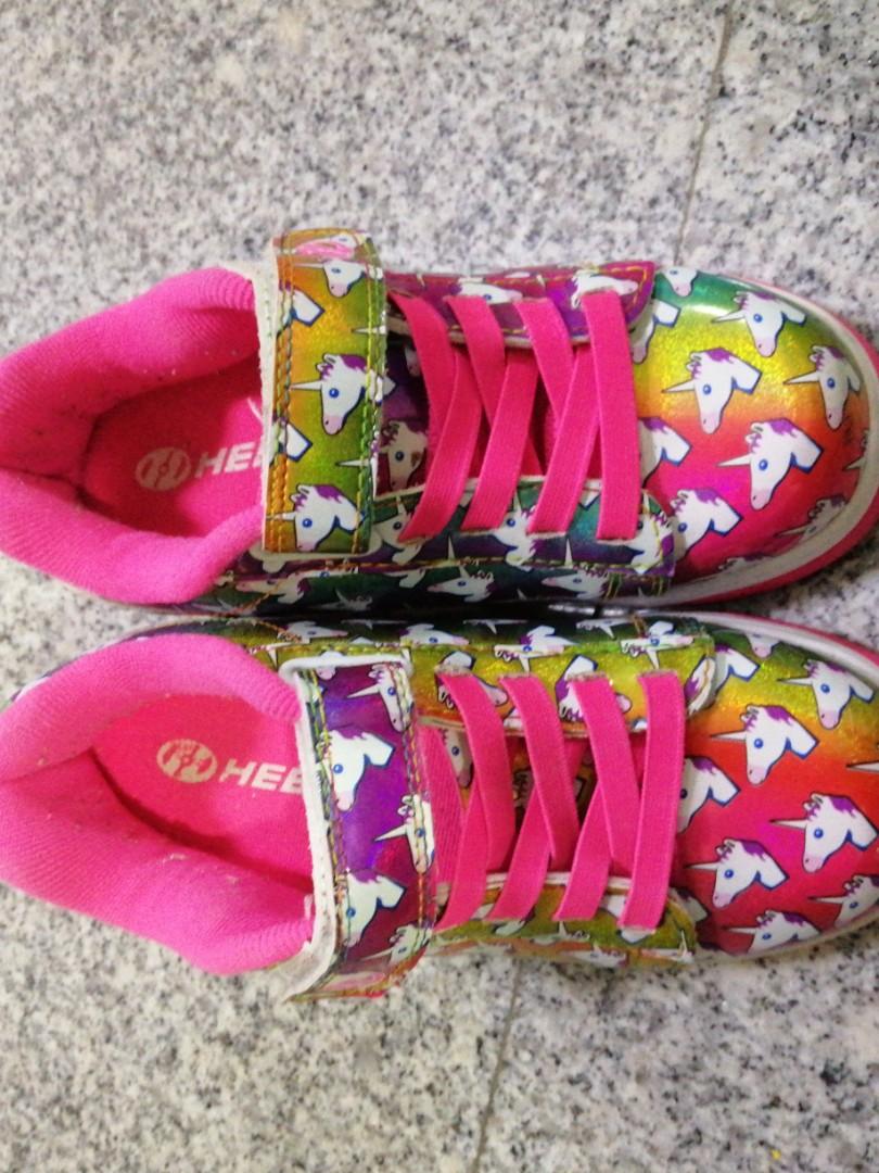 Girls heelys hotsell size 1
