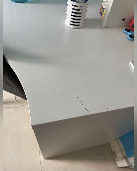 Ikea Computer Desk can be disassemble into 2 parts, 傢俬＆家居, 傢俬, 桌子