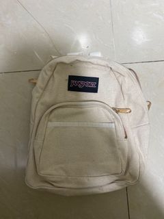 （分類：）位於 。 由 404Li 提交（商品編號 1106122314，圖片 1）。簡介： 。