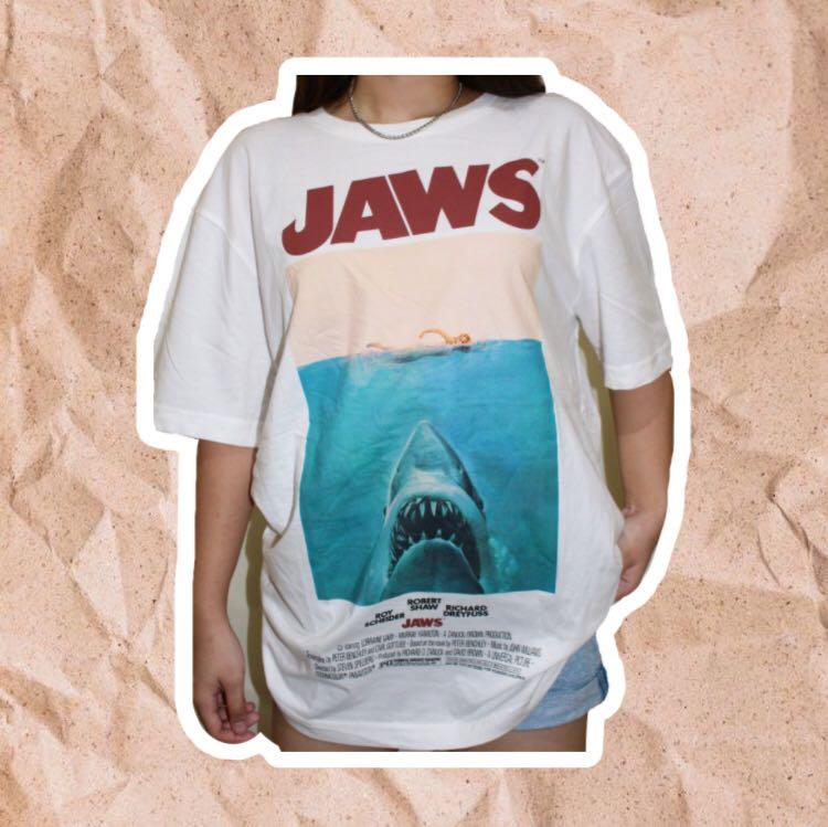 Jaws deals shirt h&m
