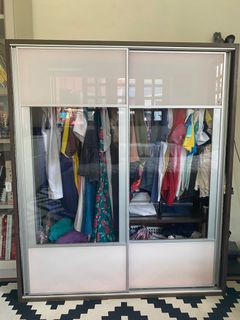 (Category: ) located in . Submitted by furnituresale21 (Listing ID 1106022365, Image 1). Description: .