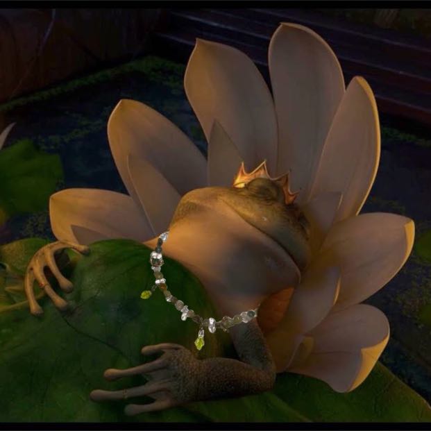 Shrek hotsell flower necklace
