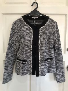 (Category: ) located in . Submitted by ecah.wardrobe (Listing ID 1105981098, Image 1). Description: .