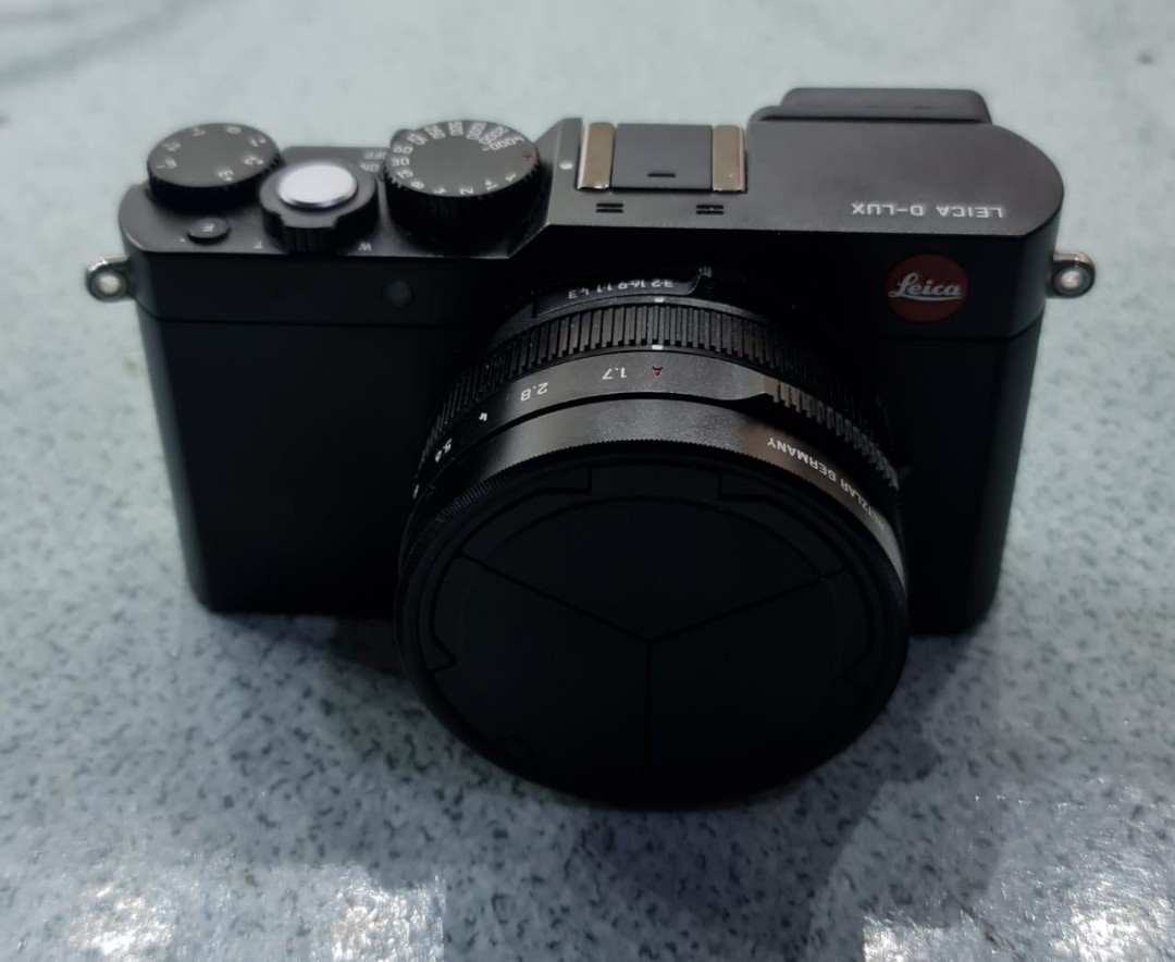 harga leica d lux 109