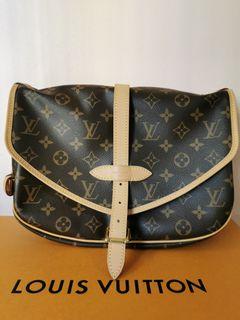 Louis Vuitton Monogram Mini Lin Saumur Messenger Bag ○ Labellov ○ Buy and  Sell Authentic Luxury